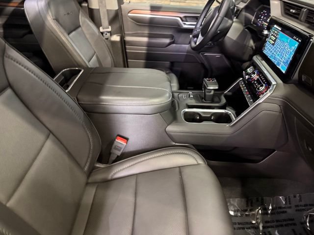 Used 2025 GMC Sierra 1500 Denali AWD/4WD image 32