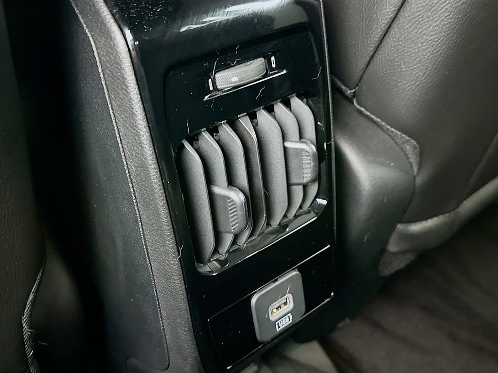 Used 2024 Jeep Compass Limited AWD/4WD image 35