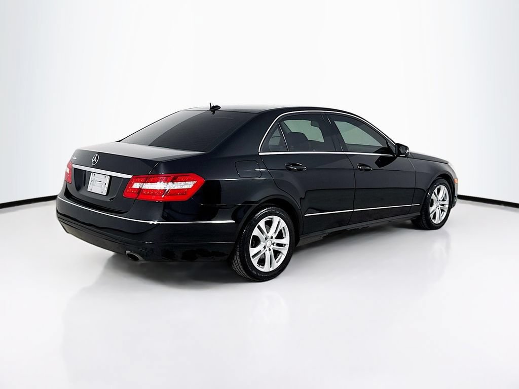 Used 2010 Mercedes-Benz E 350 Sedan image 7