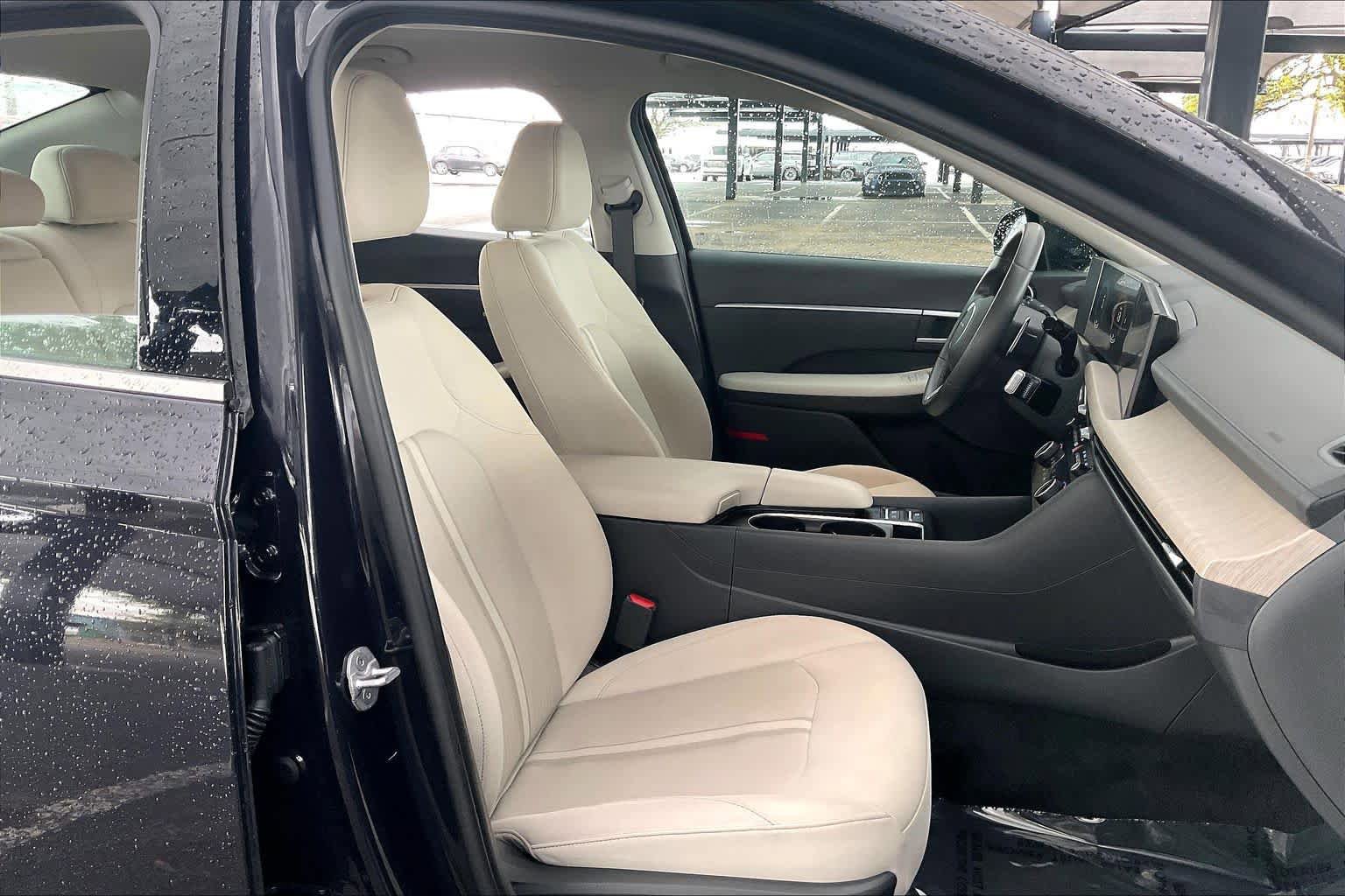 Certified 2025 Hyundai Sonata SEL image 9