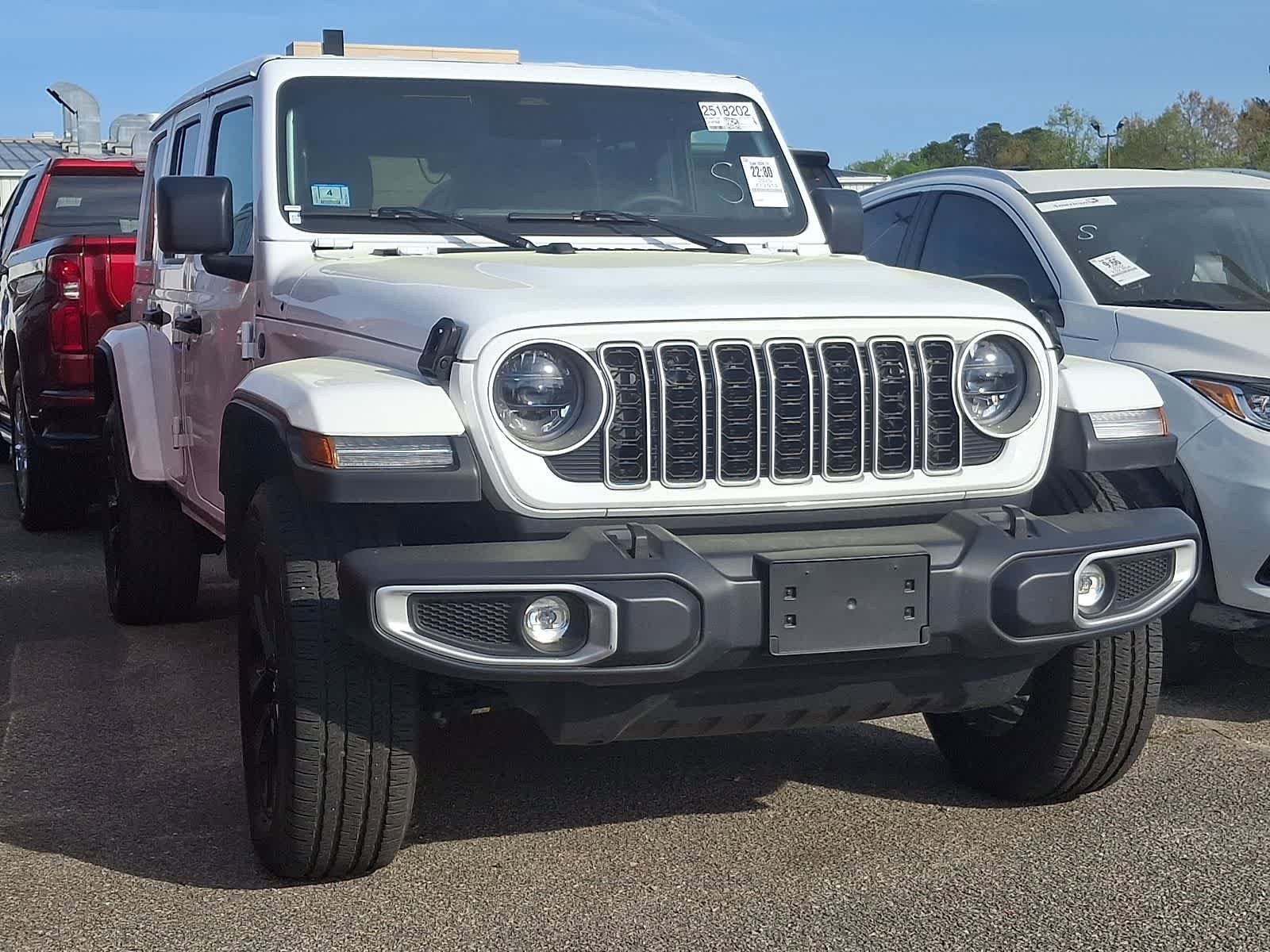 Used 2025 Jeep Wrangler Sahara w/ Safety Group image 3