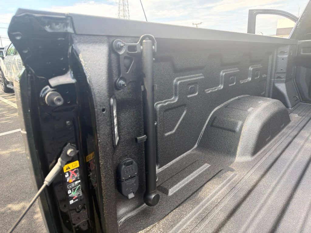 New 2026 GMC Sierra 2500 AT4 w/ AT4 Premium Plus Package AWD/4WD image 33