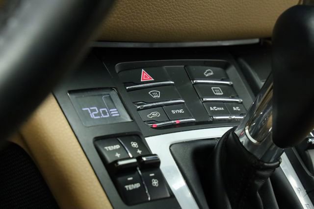 Used 2018 Porsche Macan image 21