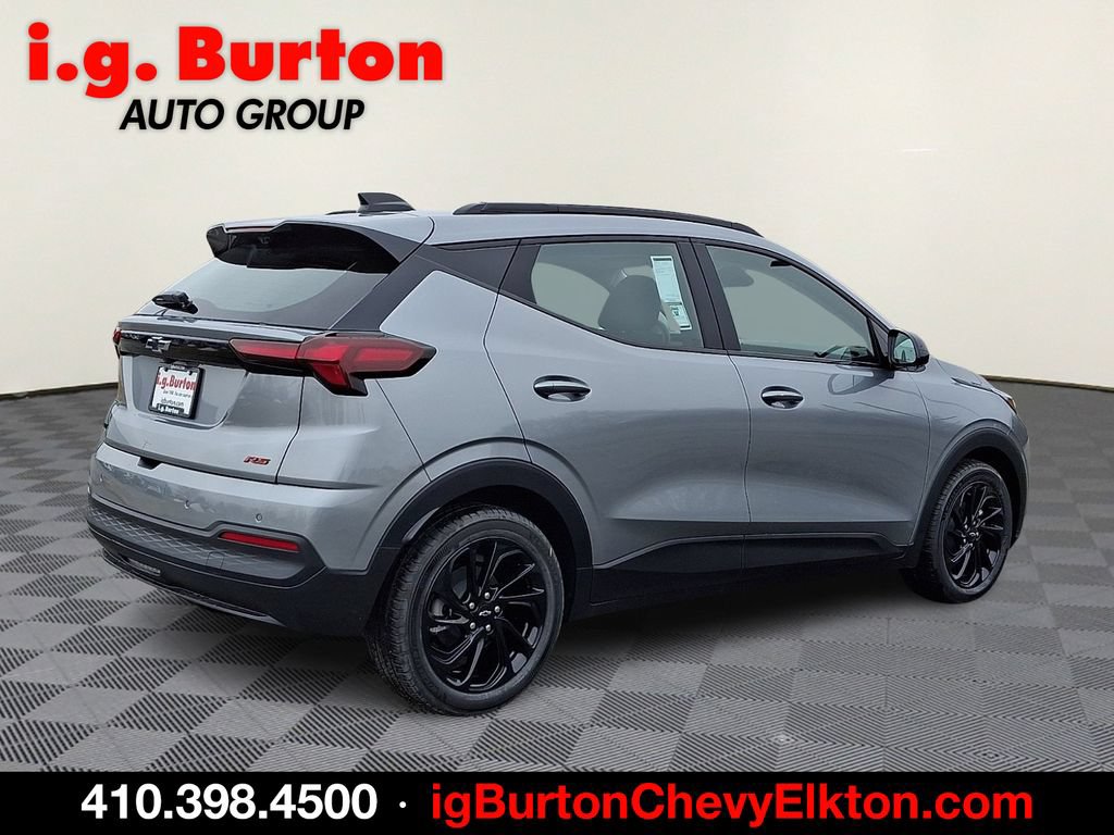 New 2027 Chevrolet Bolt RS w/ Technology Package FWD image 4