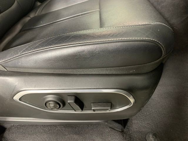 Used 2024 Jeep Wagoneer Series II w/ Flexible Seating Group image 25