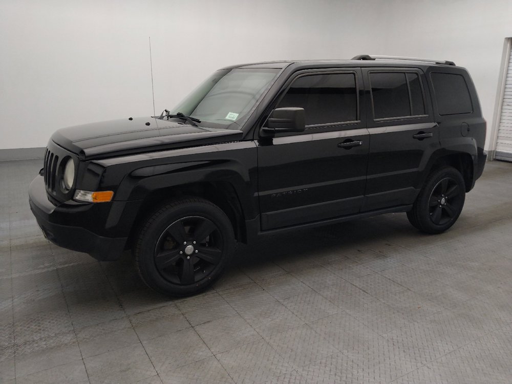 Used 2014 Jeep Patriot Limited AWD/4WD image 2