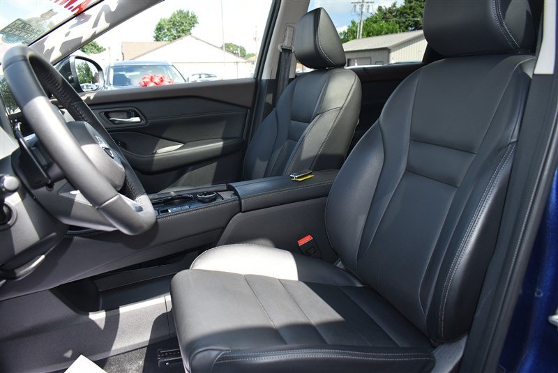 Used 2023 Nissan Rogue SL w/ SL Premium Package AWD/4WD image 13