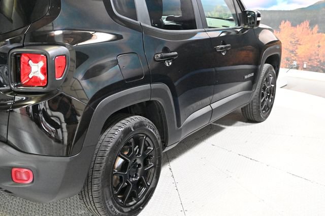 Used 2020 Jeep Renegade Altitude AWD/4WD image 8
