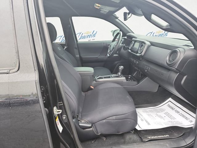 Used 2019 Toyota Tacoma TRD Sport image 13