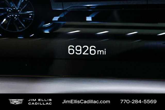 Used 2026 Cadillac Vistiq Sport image 12