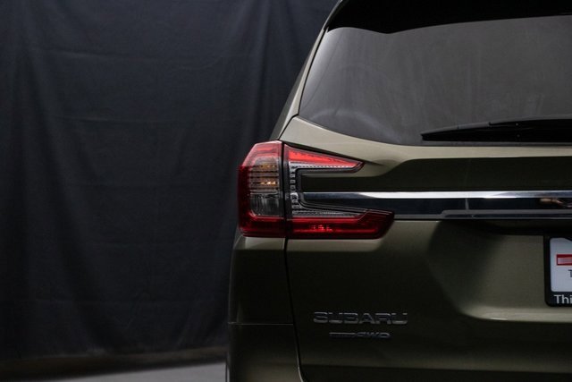 Used 2024 Subaru Ascent Premium w/ Convenience Package image 12