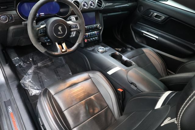 Used 2020 Ford Mustang Shelby GT500 w/ Technology Package RWD image 78