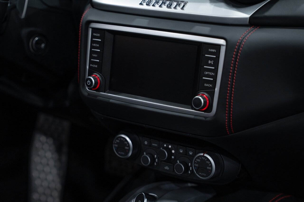 Used 2016 Ferrari California T RWD image 62