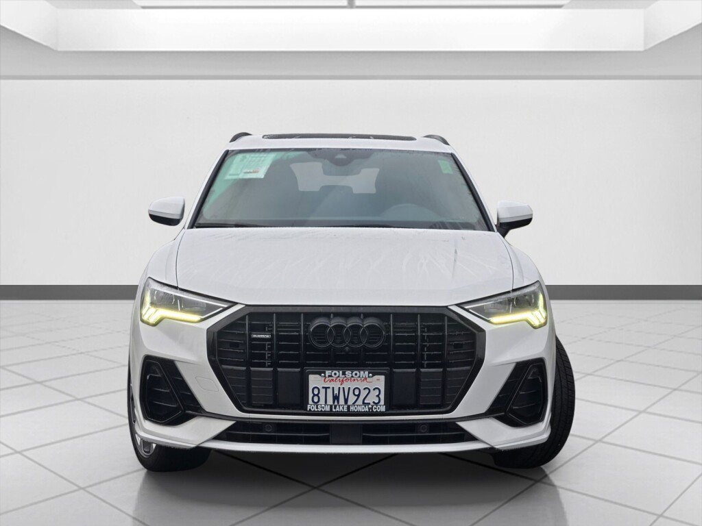 Used 2021 Audi Q3 2.0T Premium Plus w/ Premium Plus Package image 2