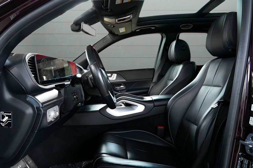 Used 2023 Mercedes-Benz Maybach GLS 600 4MATIC image 61