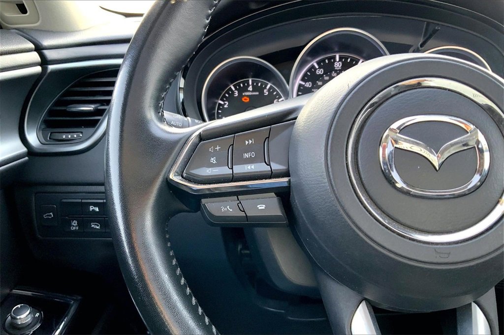 Used 2021 MAZDA CX-9 Touring w/ Touring Premium Package image 12