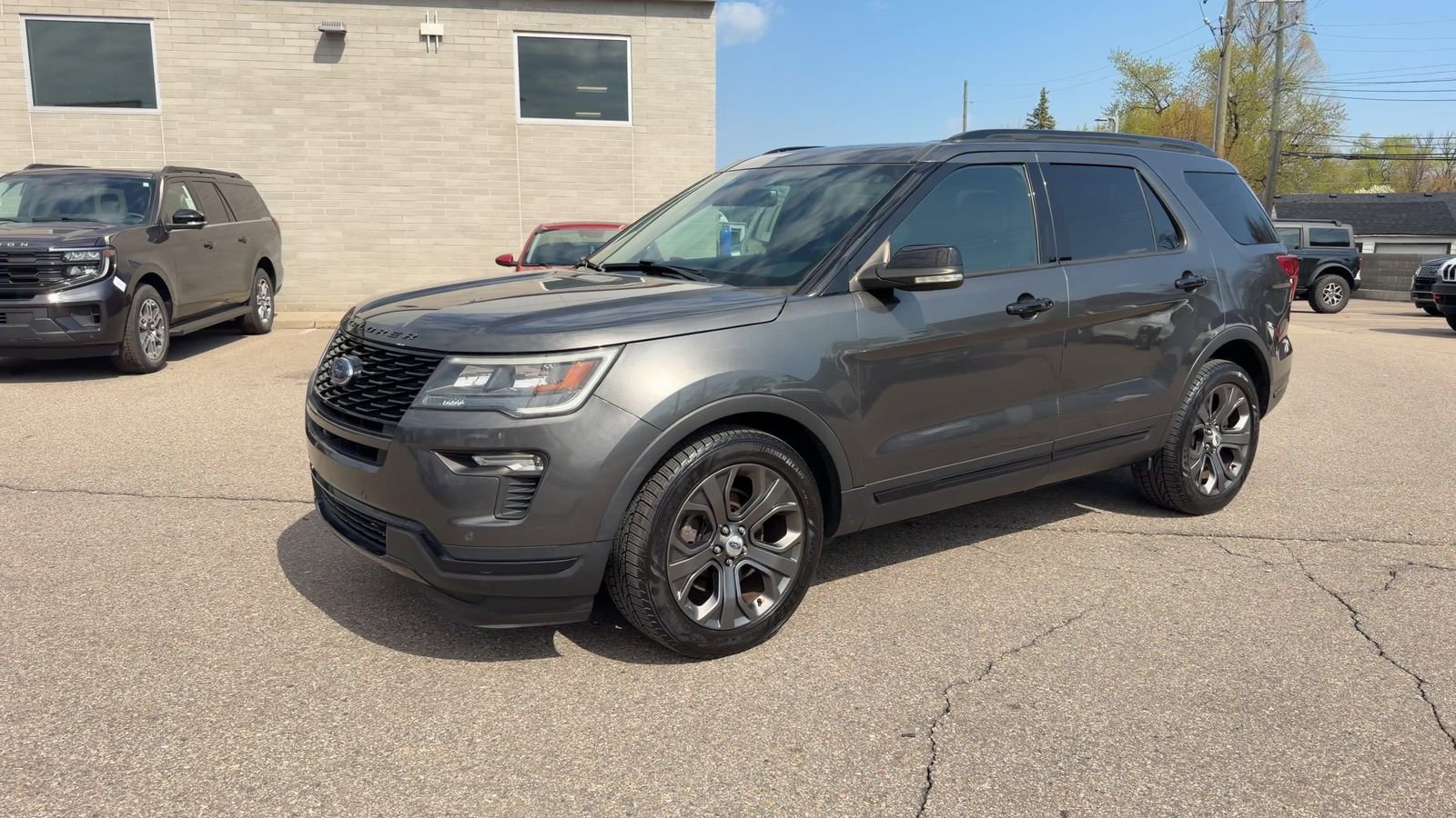 Used 2018 Ford Explorer Sport w/ Equipment Group 401A image 3