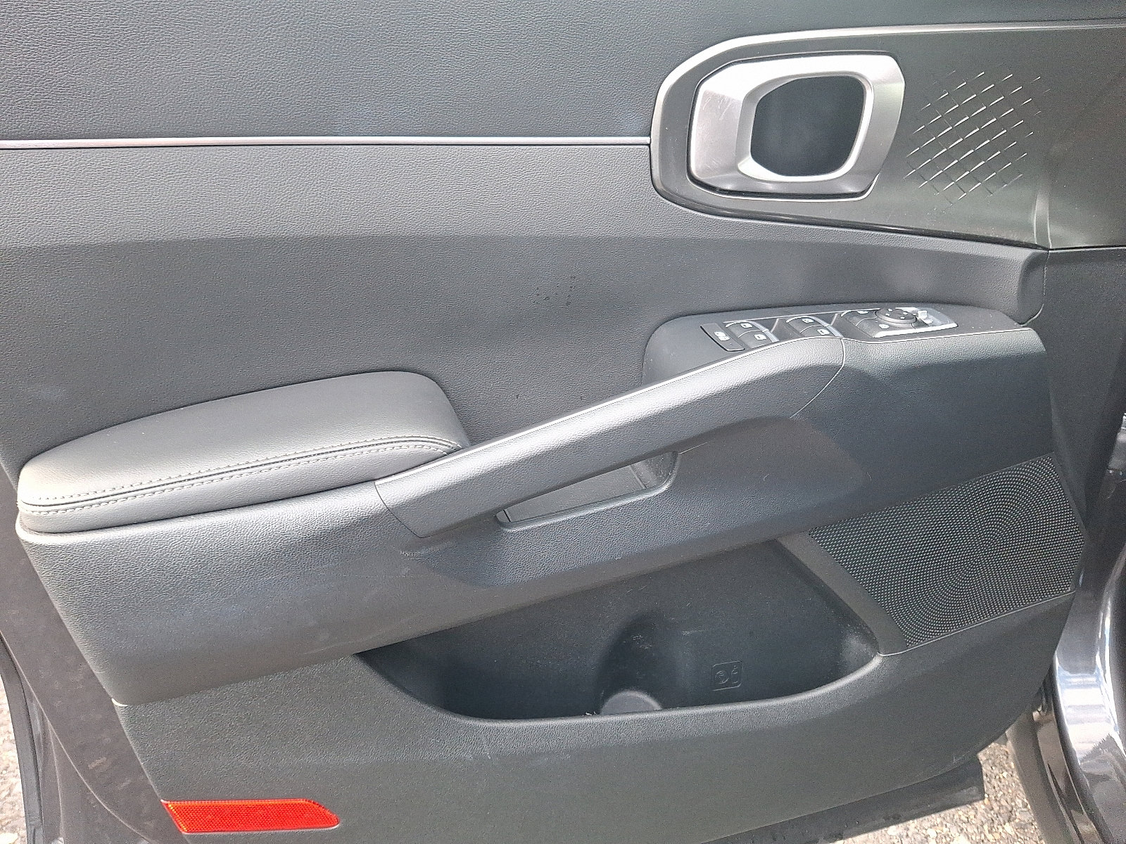 Certified 2022 Kia Sorento S image 12