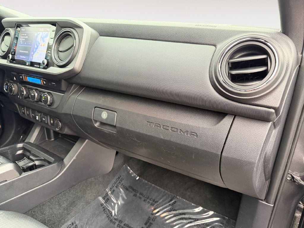 Used 2021 Toyota Tacoma TRD Pro AWD/4WD image 26