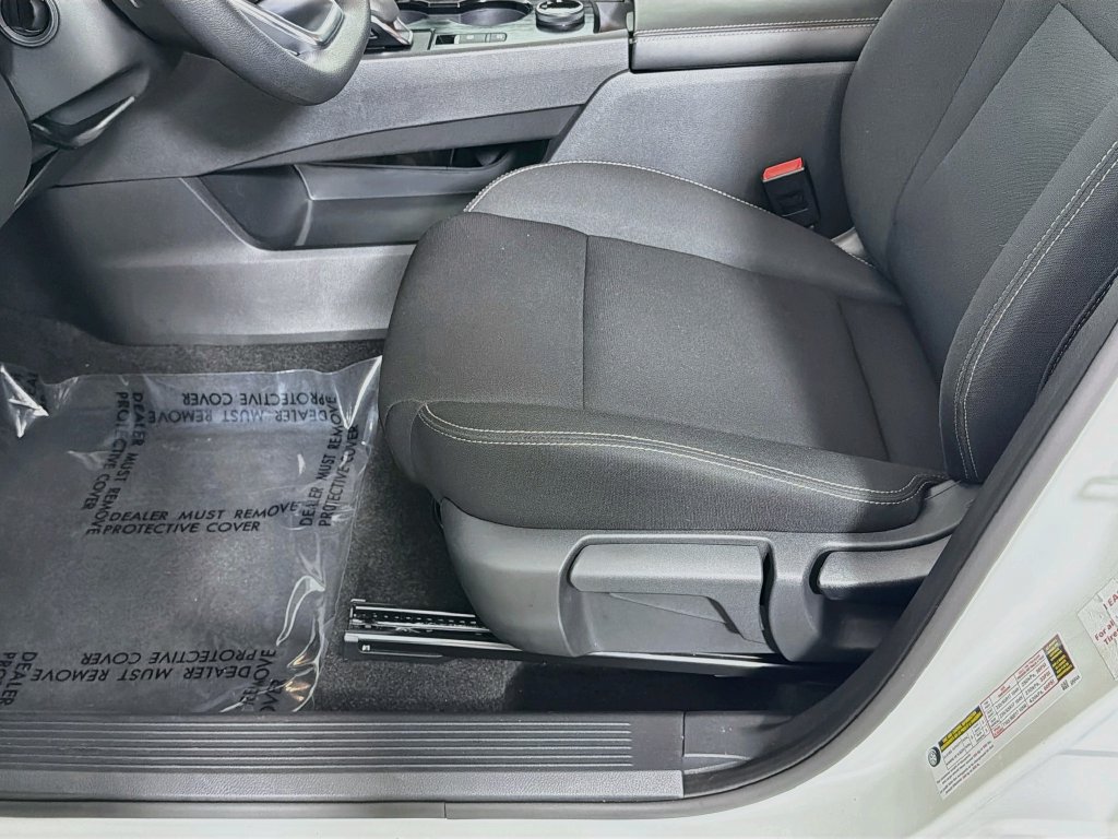 Used 2023 Nissan Rogue S AWD/4WD image 18