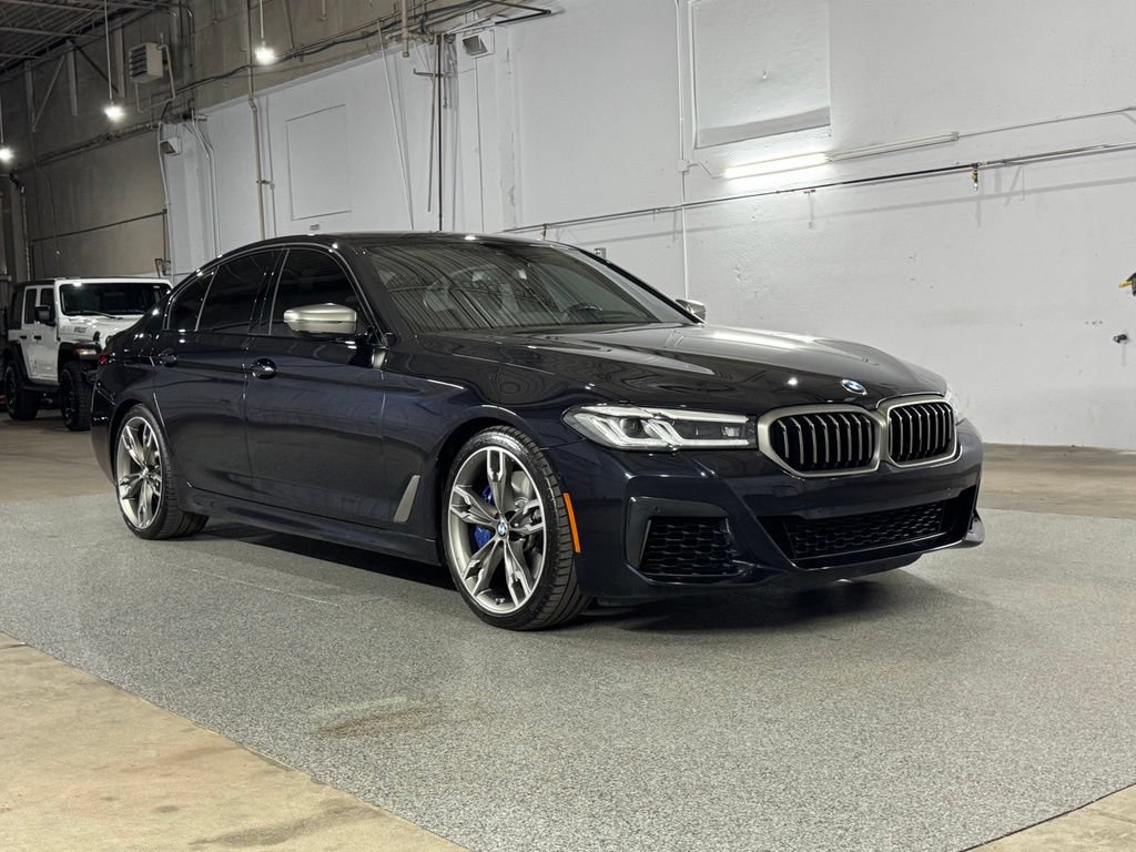 Used 2023 BMW M550i xDrive AWD/4WD image 5