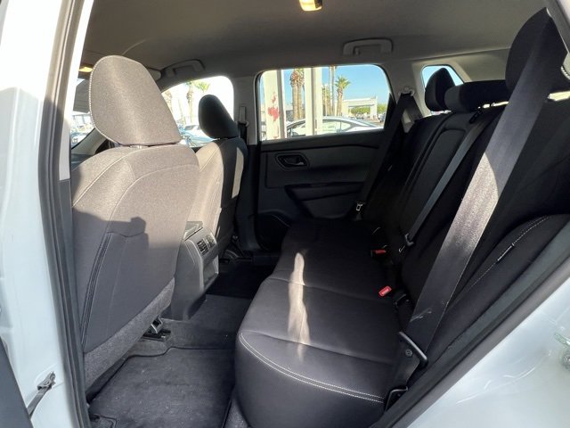 Used 2024 Nissan Rogue S image 9