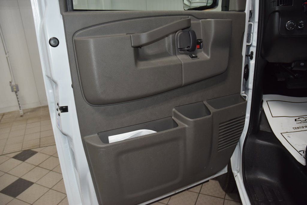 New 2025 Chevrolet Express 3500 w/ Power Convenience Package RWD image 27