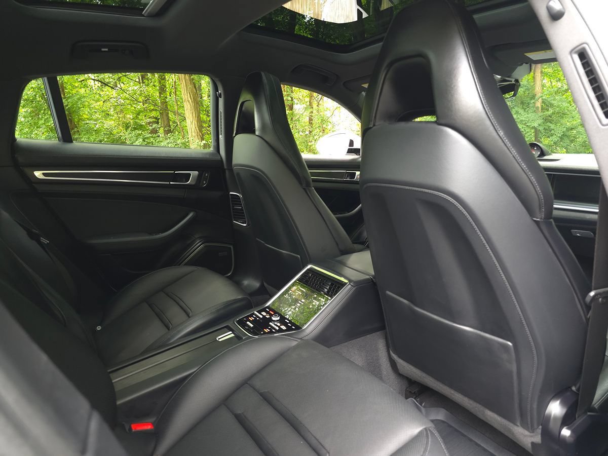Used 2023 Porsche Panamera 4 Platinum Edition w/ Assistance Package AWD/4WD image 23