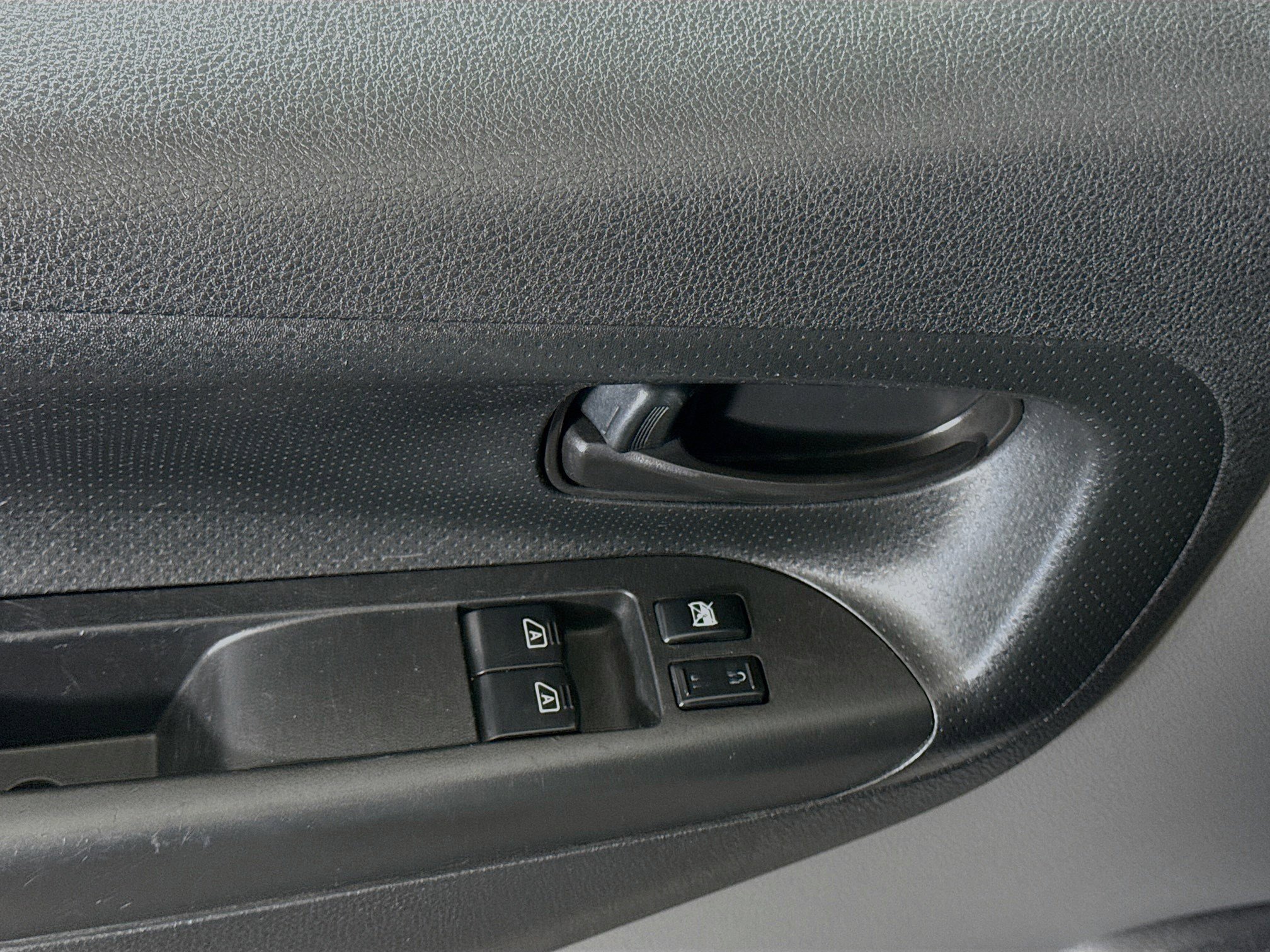 Used 2014 Nissan NV200 SV w/ Exterior Appearance Package image 22