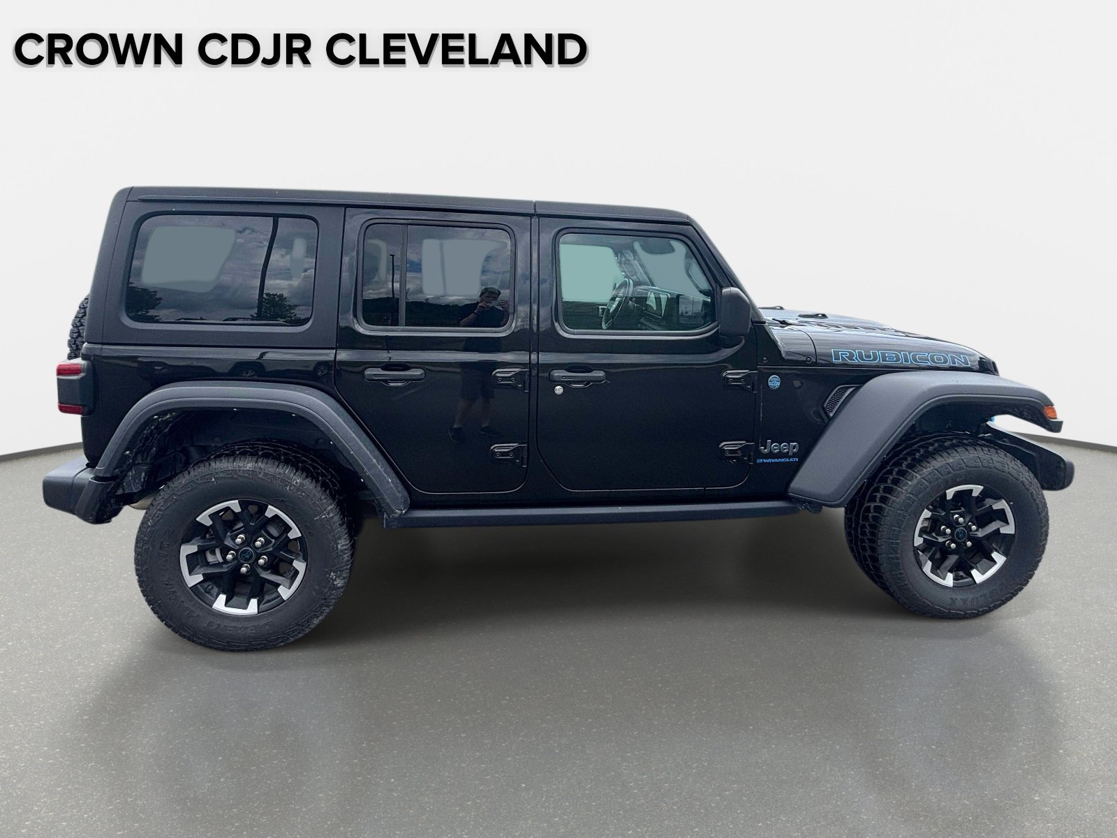 Used 2024 Jeep Wrangler Unlimited Rubicon 4xe AWD/4WD image 6
