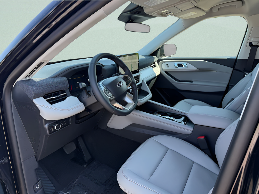 New 2026 Ford Explorer Active w/ Active Comfort Package AWD/4WD image 3