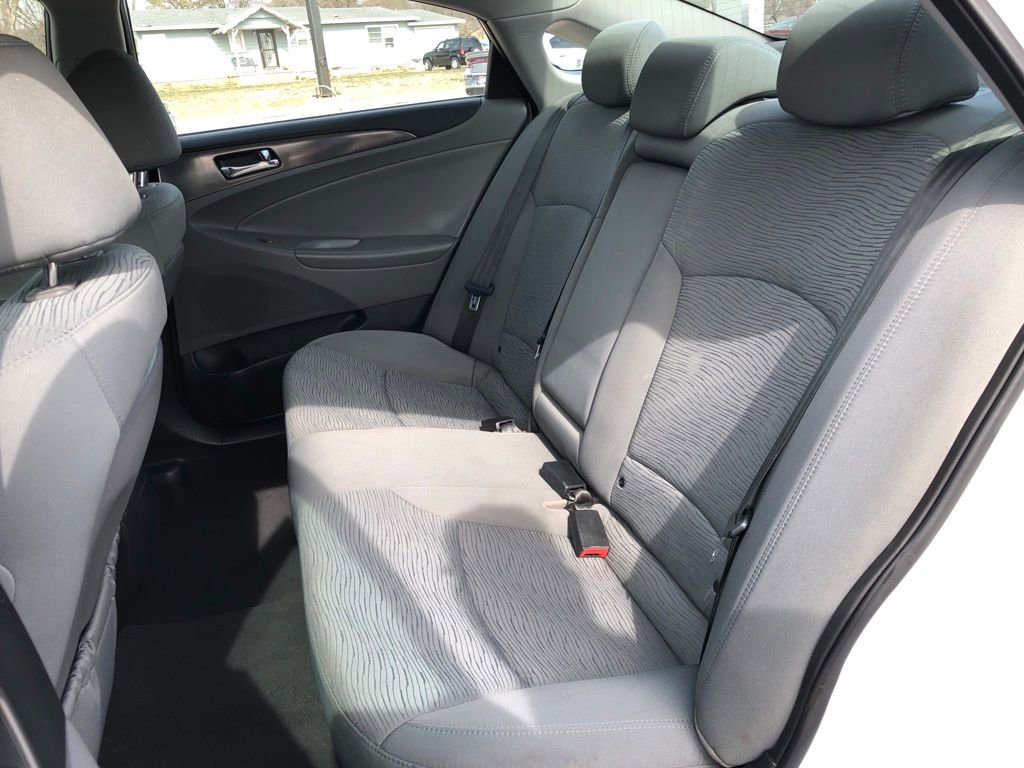 Used 2014 Hyundai Sonata Hybrid image 10
