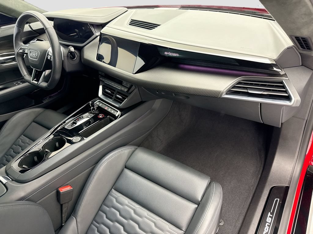 Used 2024 Audi e-tron GT Prestige AWD/4WD image 15