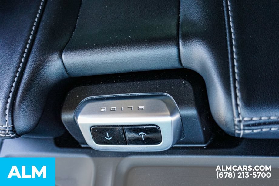 Used 2025 Ford Expedition Platinum AWD/4WD image 47