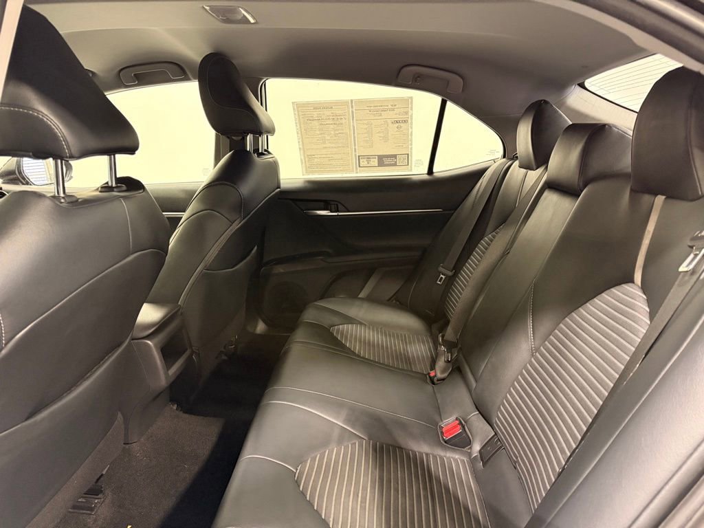 Used 2019 Toyota Camry SE image 18