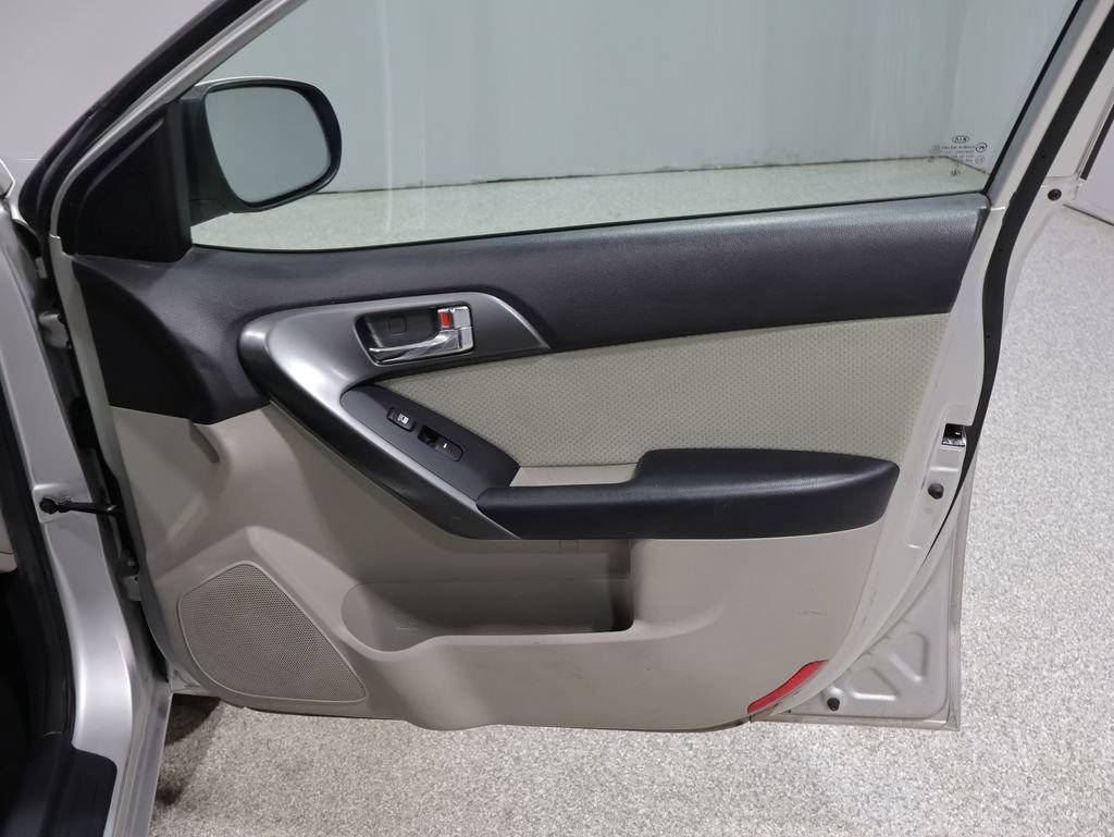 Used 2013 Kia Forte EX w/ Premium Pkg FWD image 22