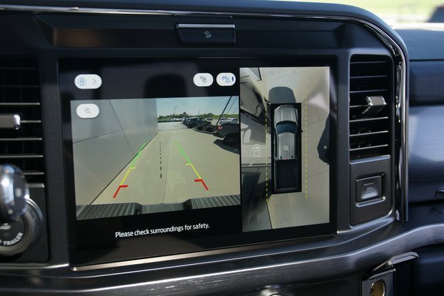 New 2026 Ford F250 Lariat image 30