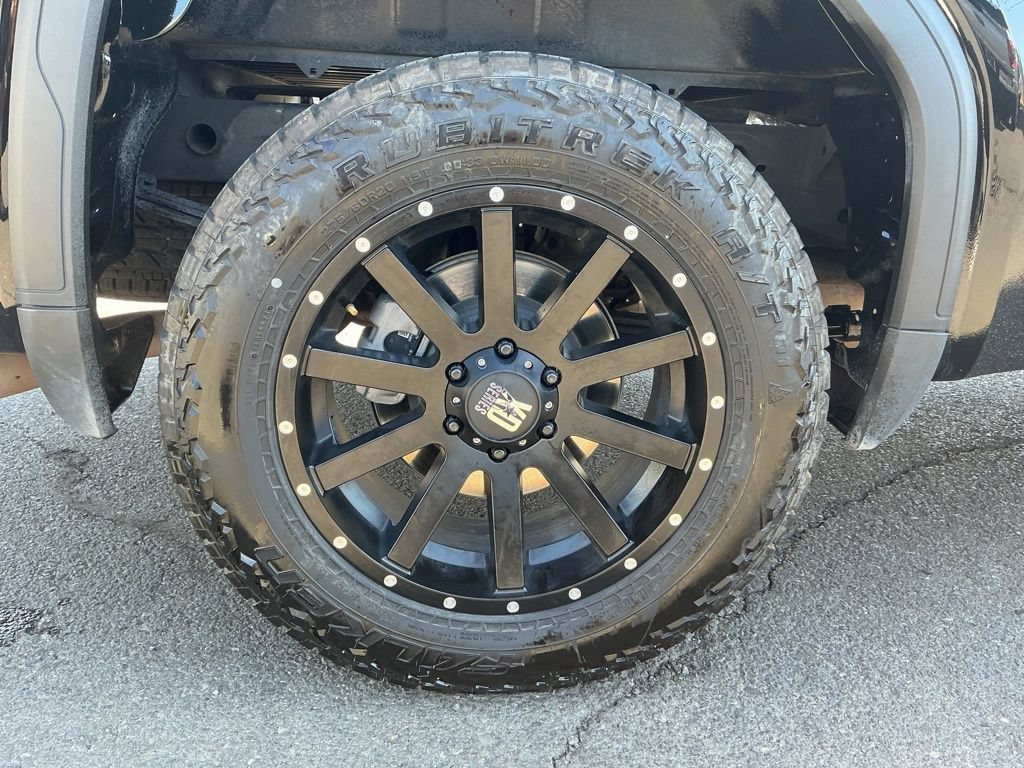 Used 2024 GMC Sierra 1500 SLE AWD/4WD image 8