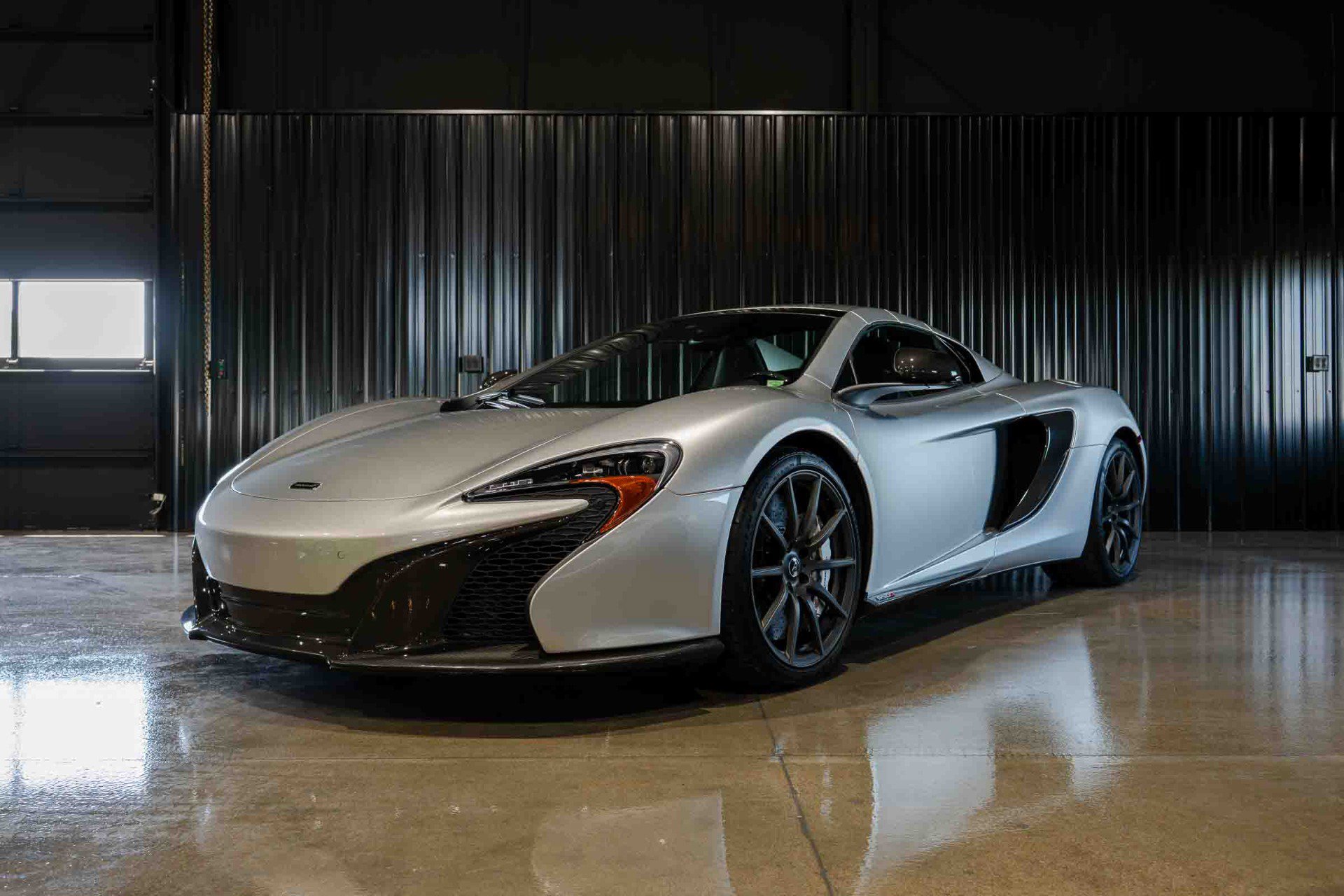 Used 2016 McLaren 650S Spider RWD image 11