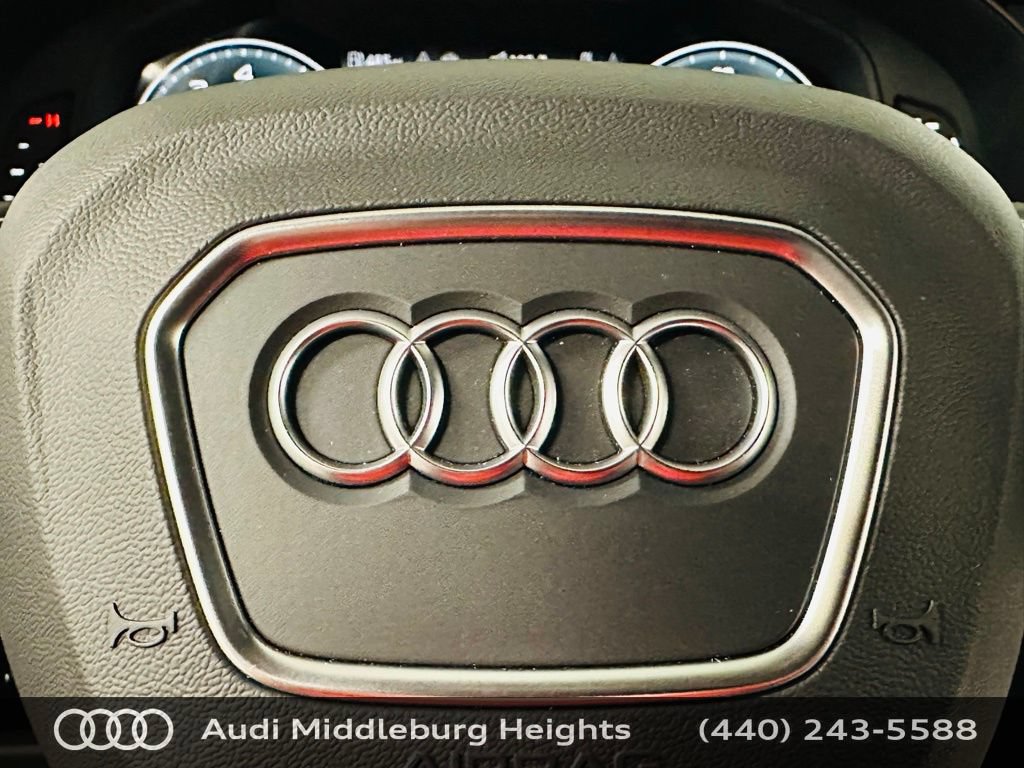 Certified 2025 Audi Q7 2.0T Premium w/ Convenience Plus Package AWD/4WD image 18