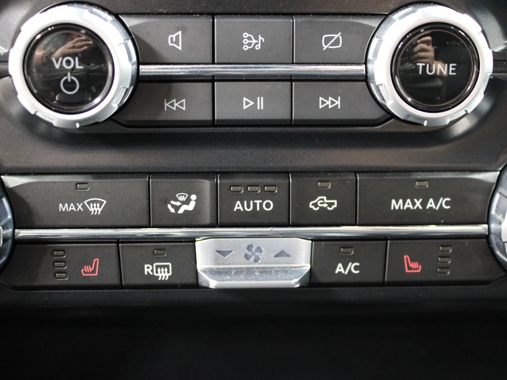 Used 2023 Ford F150 XLT w/ Equipment Group 302A High AWD/4WD image 60