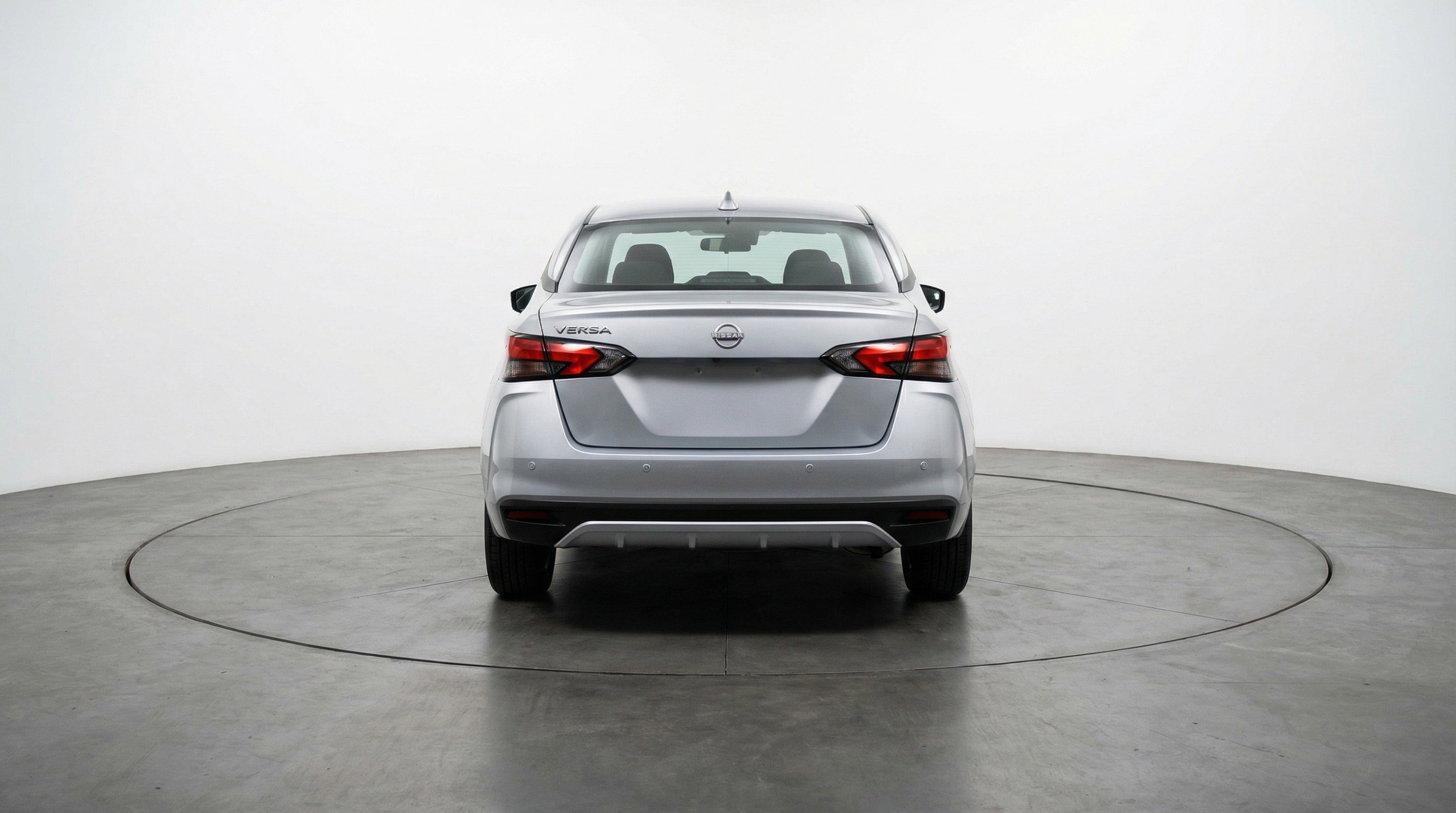 Used 2025 Nissan Versa SV image 7