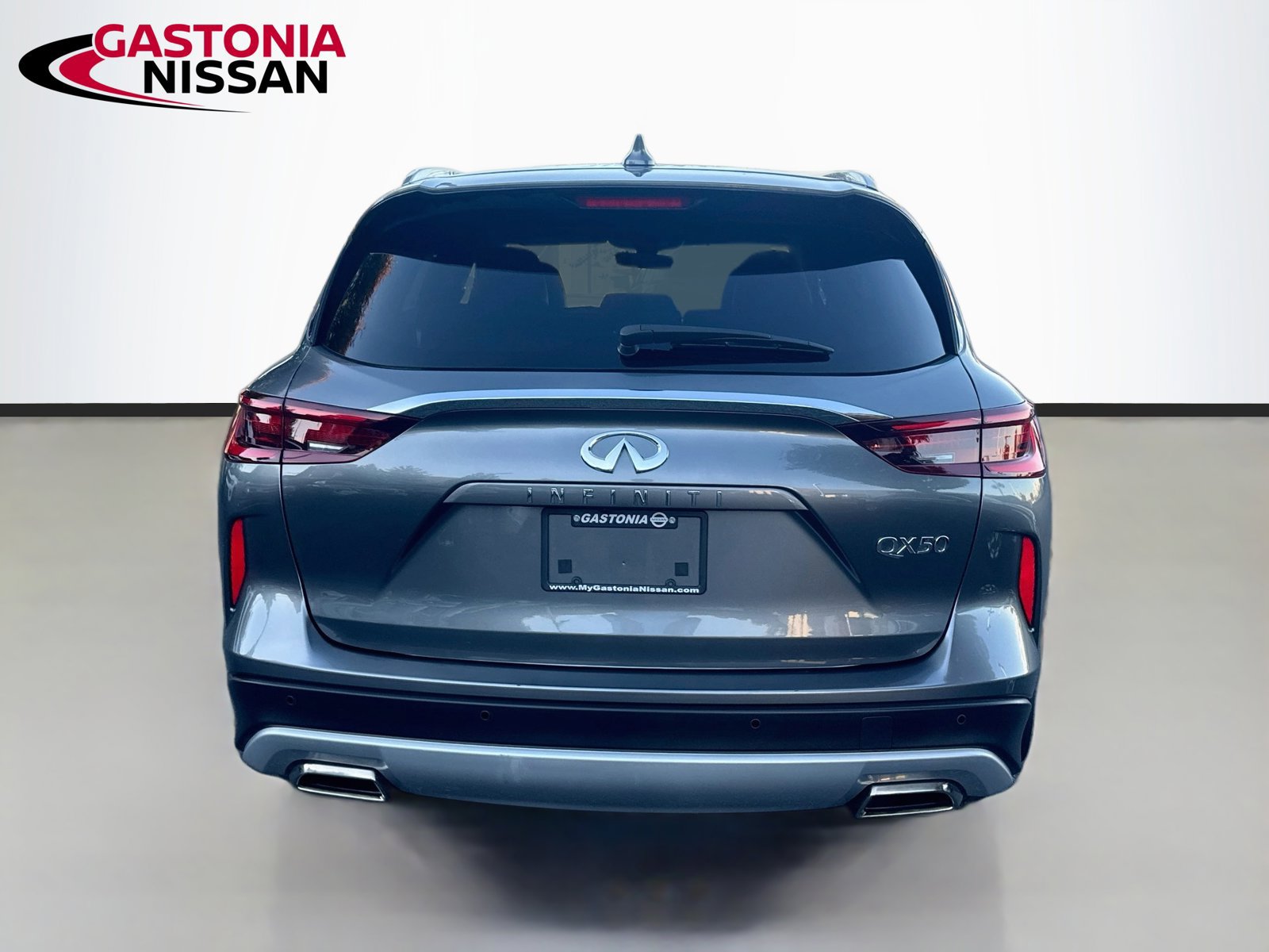 Used 2023 INFINITI QX50 Luxe FWD image 7