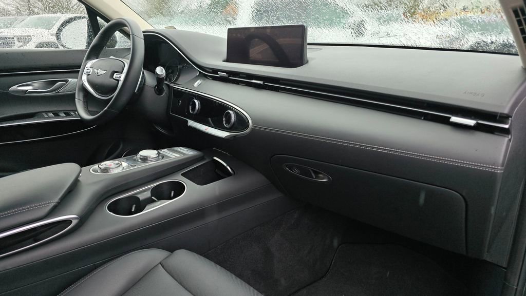 Used 2025 Genesis GV70 2.5T image 46