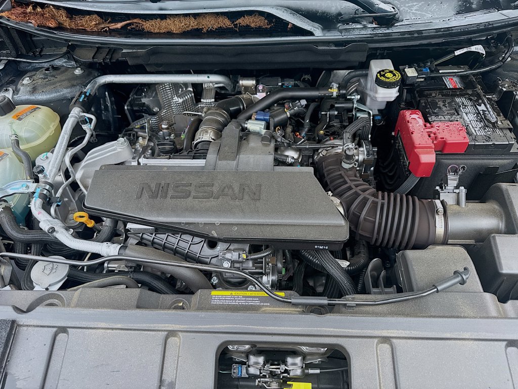 Used 2026 Nissan Rogue SV FWD image 31