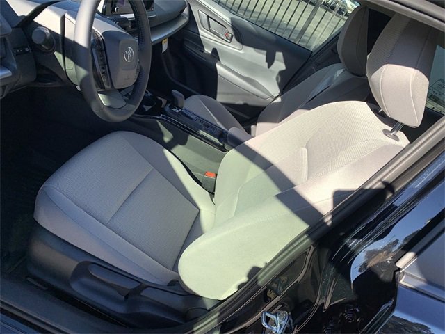 New 2026 Toyota Prius LE image 18