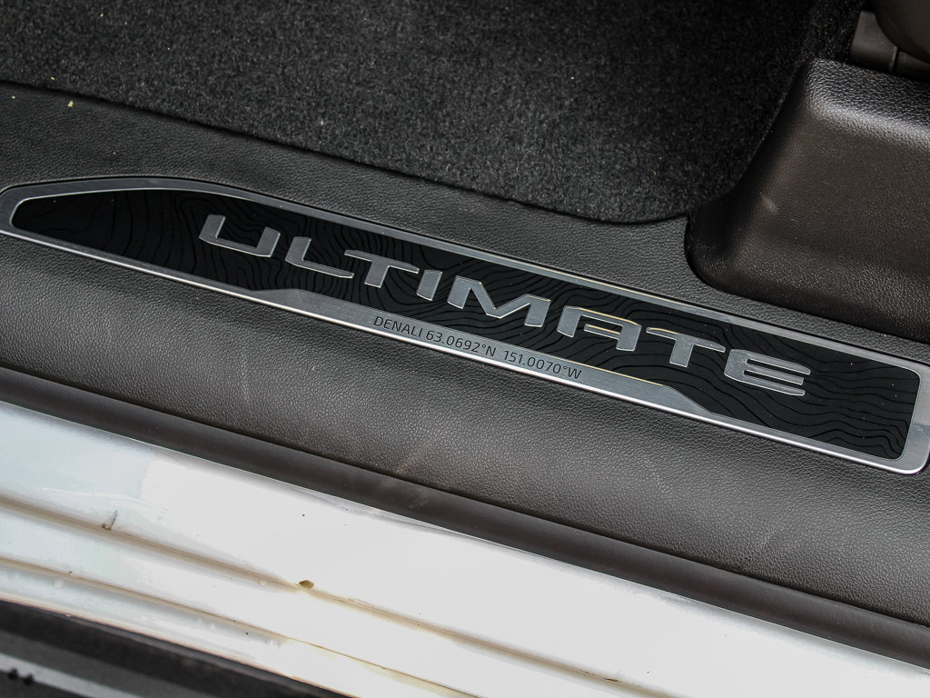 New 2026 GMC Sierra 2500 Denali Ultimate w/ LPO, Black Badging Package AWD/4WD image 26