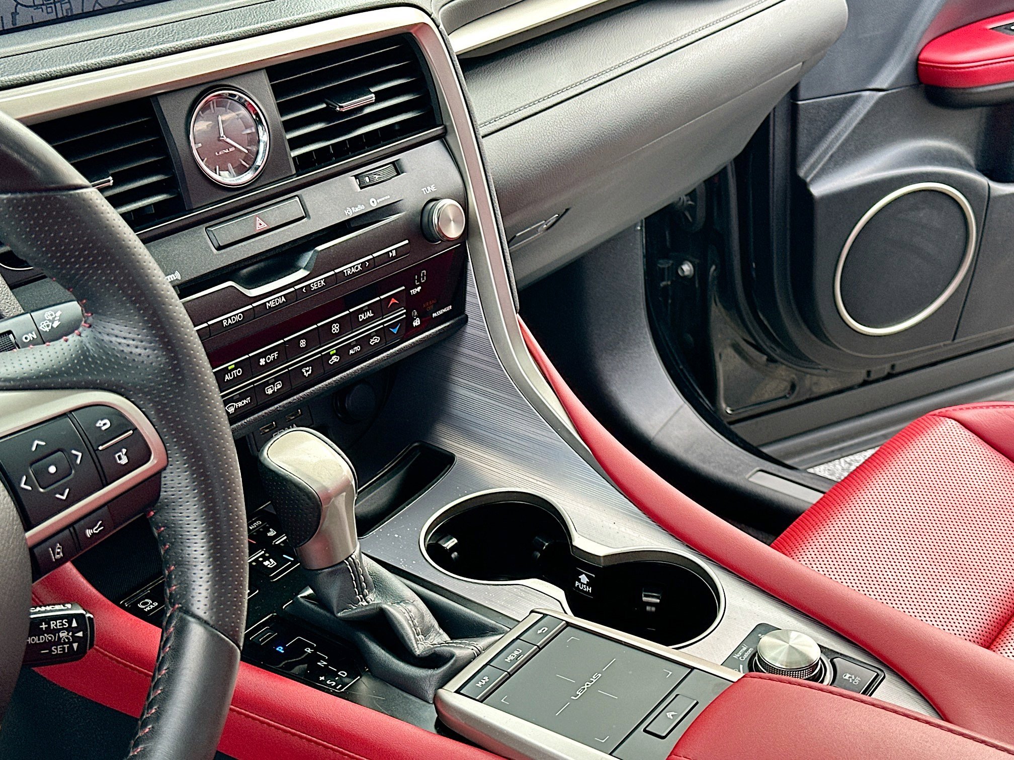 Used 2020 Lexus RX 450h F Sport image 11