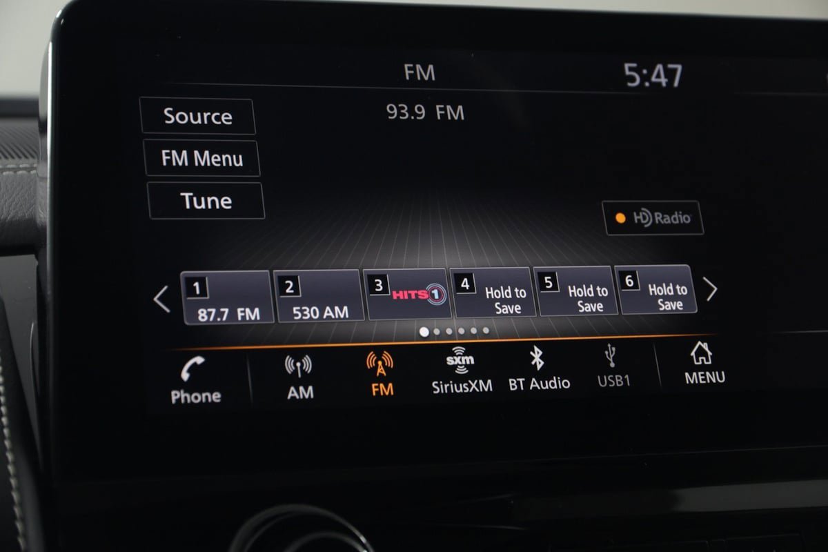 Used 2023 INFINITI QX80 Premium Select w/ All-Season Package image 36
