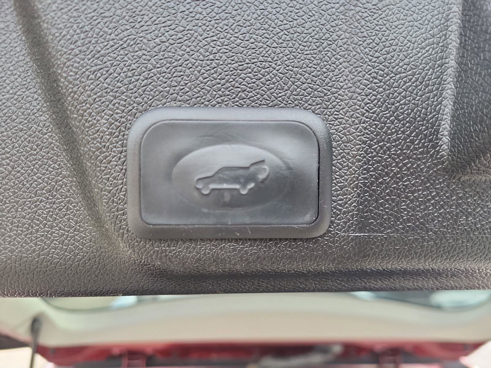 Used 2017 Buick Enclave Leather w/ Trailering Package image 23